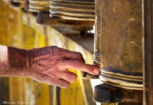 Klöster in Tibet – heilige Orte auf dem Dach der Welt Klöster in Tibet - heilige Orte auf dem Dach der Welt