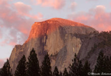Climbing the Half Dome in Yosemite National Park Besteigung des Half Dome im Yosemite Nationalpark