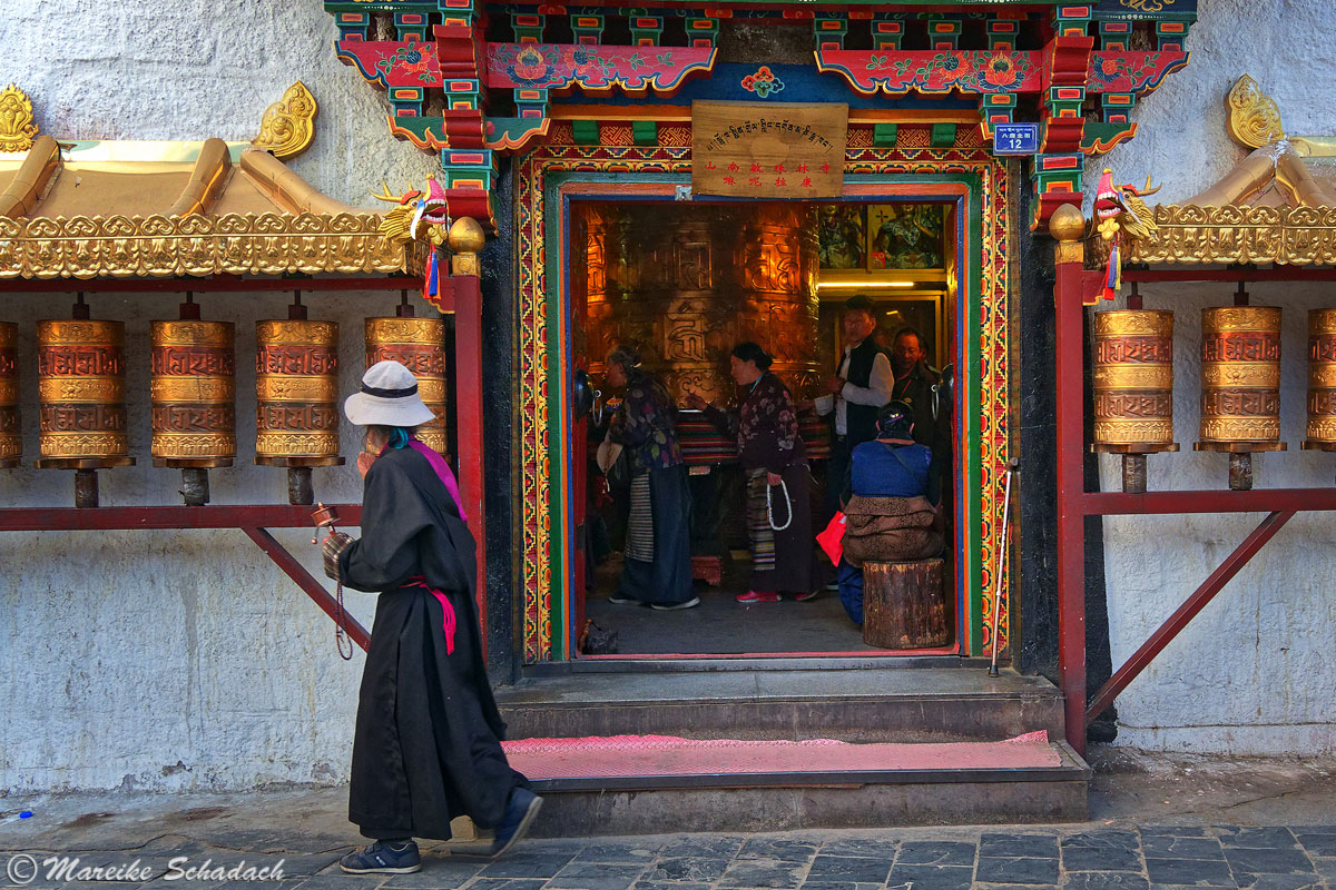 Gebetsmühlen am Barkhor in Lhasa