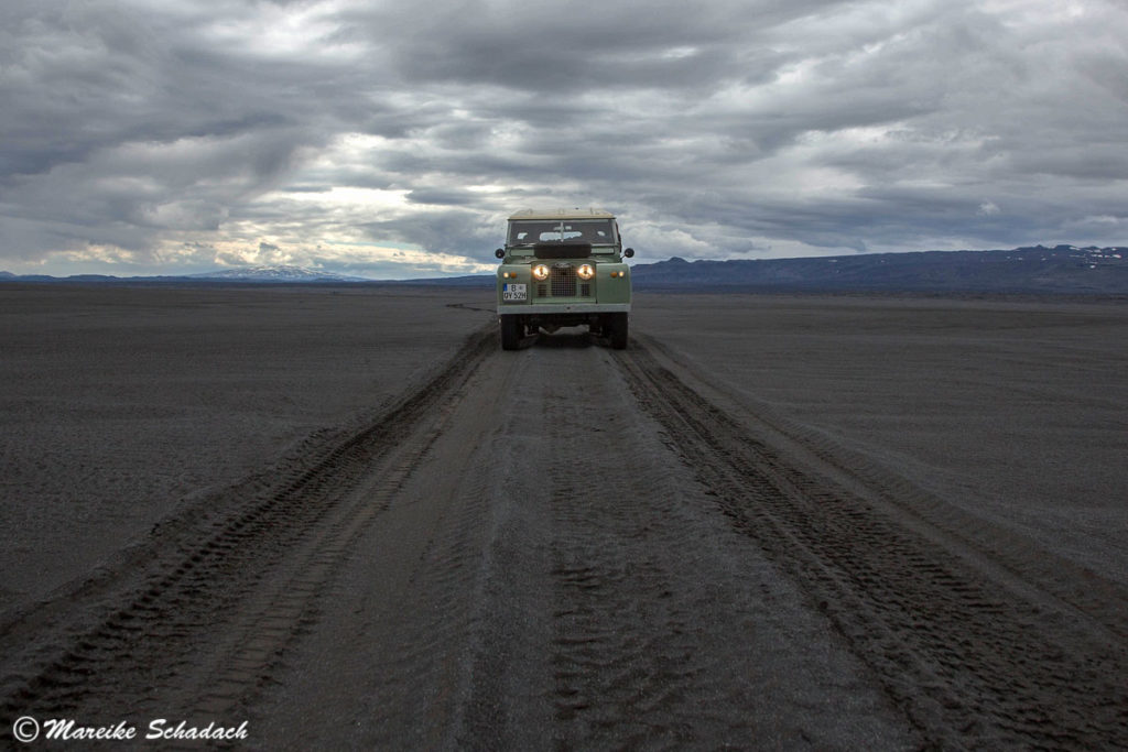 Mit Land Rover Serie II nach Island - ABC für einen "Offroad"-Trip