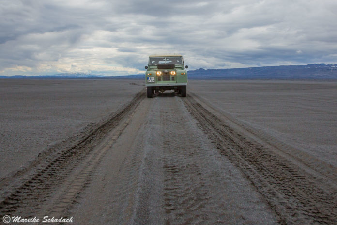 island-roadtrip-land-rover-serie_47 Mit Land Rover Serie II nach Island - ABC für einen "Offroad"-Trip