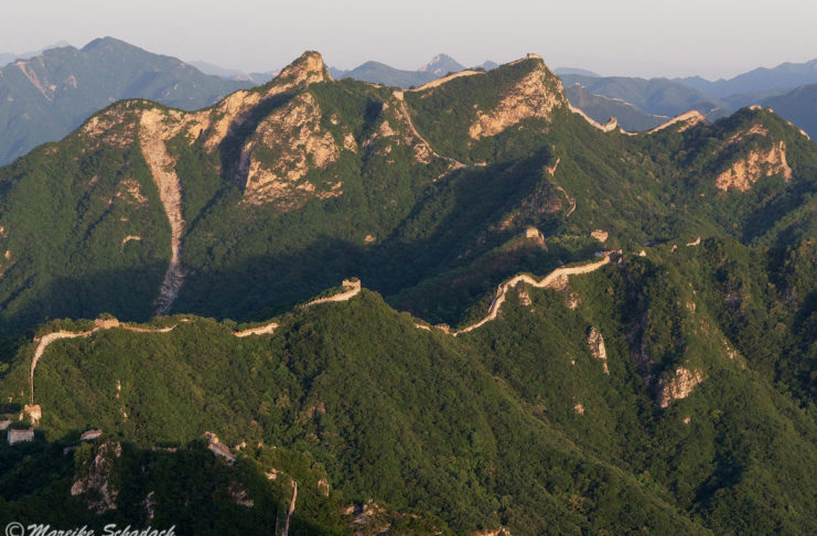 Chinesische Mauer Sonnenaufgang und Sonnenuntergang