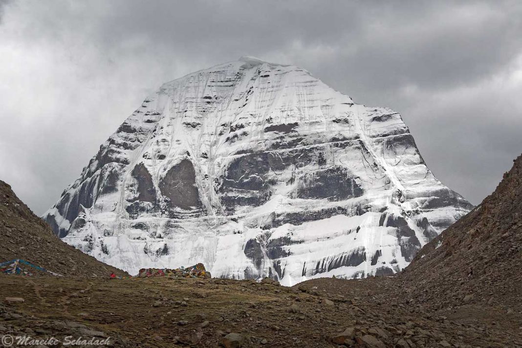 Trekking um den Mount Kailash SagaDawaFestival FernwehMotive
