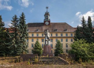 Lost Places – Verlassene Orte in Berlin und Brandenburg Lost Places in Berlin und Brandenburg