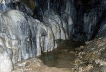 Meereshöhle “Spar Cave” auf der Isle of Skye Meereshöhle "Spar Cave" auf der Isle of Skye