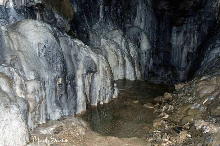 Meereshöhle "Spar Cave" auf der Isle of Skye
