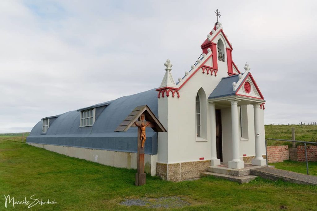 Sehenswerte Italian Chapel auf einem Roadtrip über die Orkney Inseln 