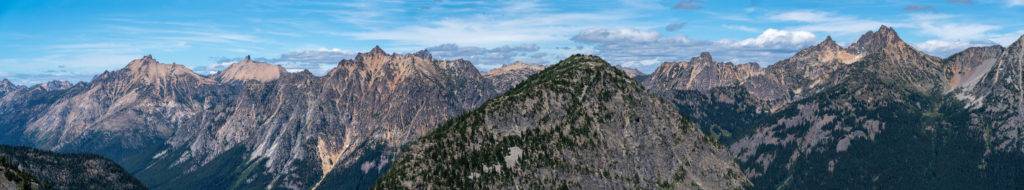 Panorama vom Maple Pass Loop bei den North Cascades