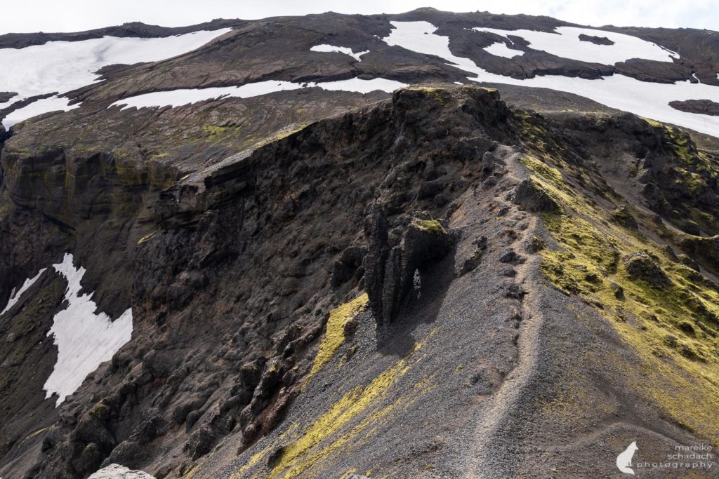 Heljakambur  am Fimmvörðuháls – Trekking in Island
