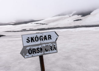 Fimmvörðuháls - Trekking on the Lava of Eyjafjallajökull Fimmvörðuháls – Trekking Island