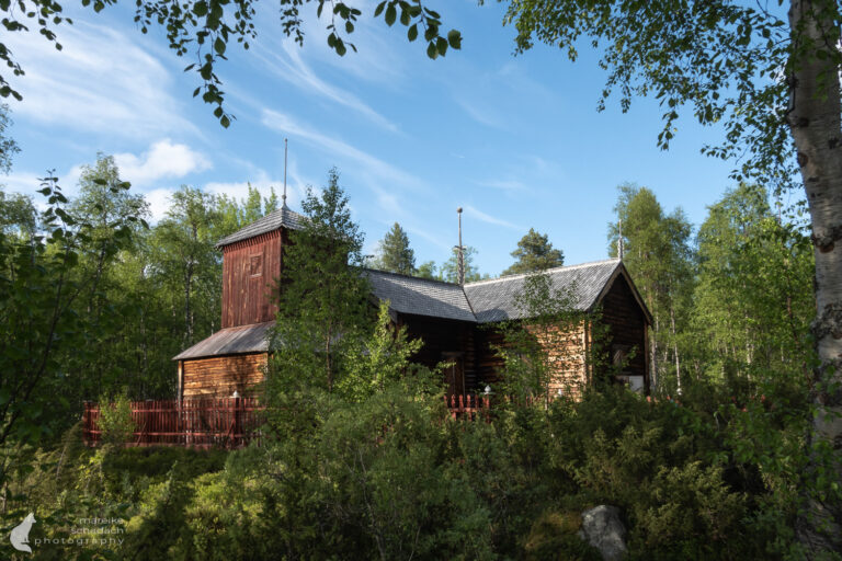 Wilderness Church Pielpajärvi - Hike Inari