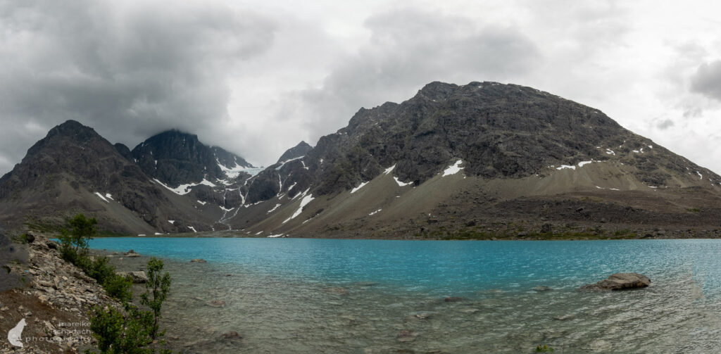 Blåisvatnet "Blauer See" in den Lyngenalpen