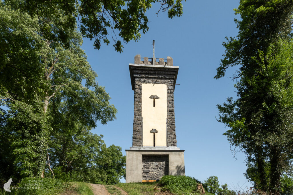 Neunlindenturm am Kaiserstuhlpfad
