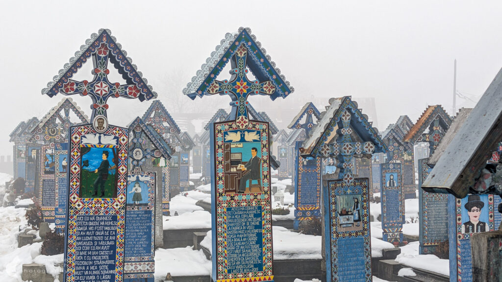 „Fröhliche Friedhof“ von Săpânța in Maramures